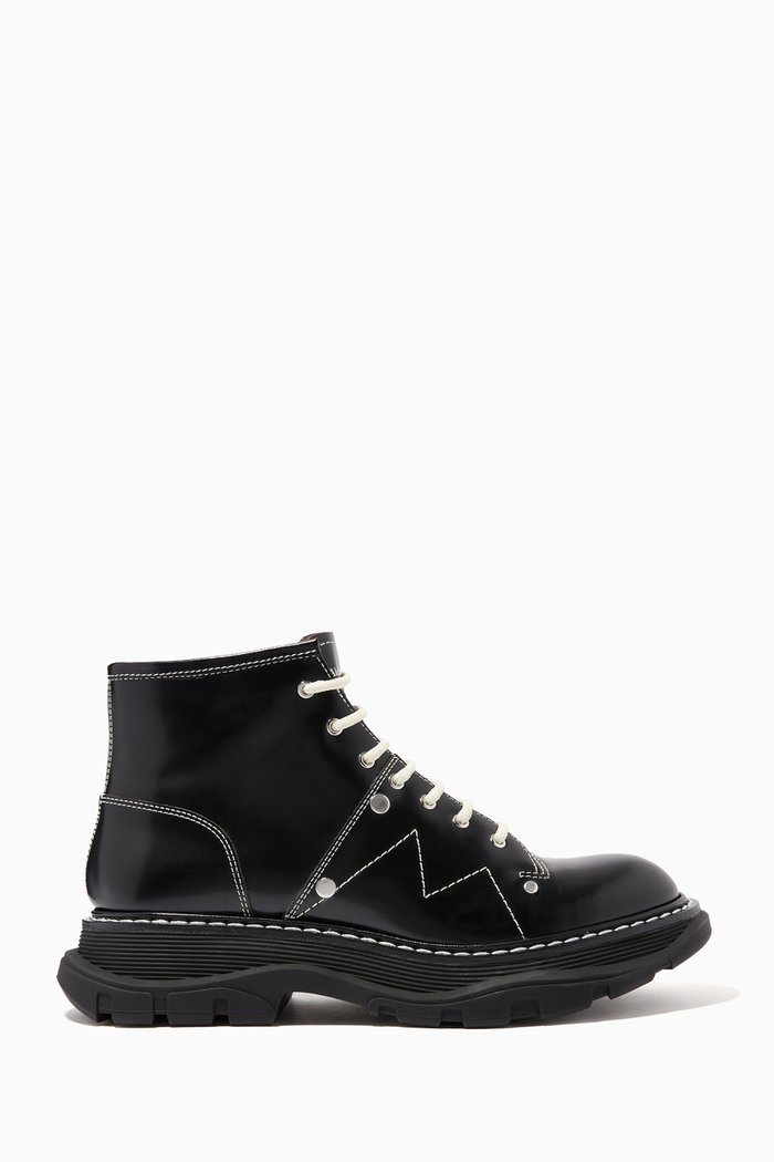 

Tread Lace-Up Boots in Shiny Calfskin, Black