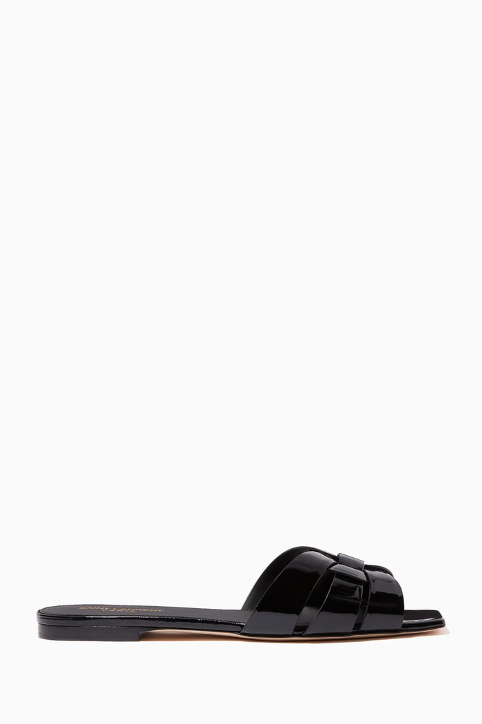 

Tribute Flat Sandals in Patent Leather, Black