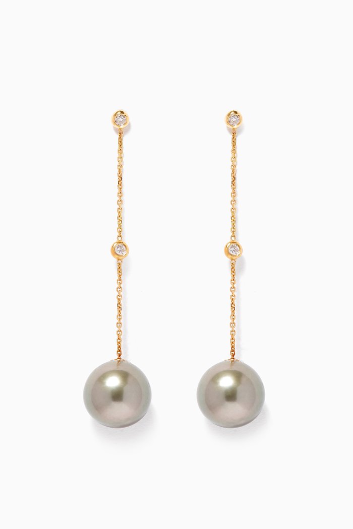 

Links of Love Hanging Pearl Diamond Earrings in 18kt Yellow Gold