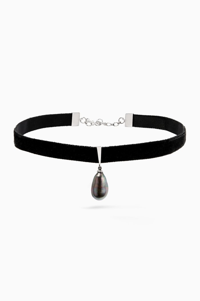 

Wan Design Pearl Pendant Velvet Choker in 18kt White Gold, Silver