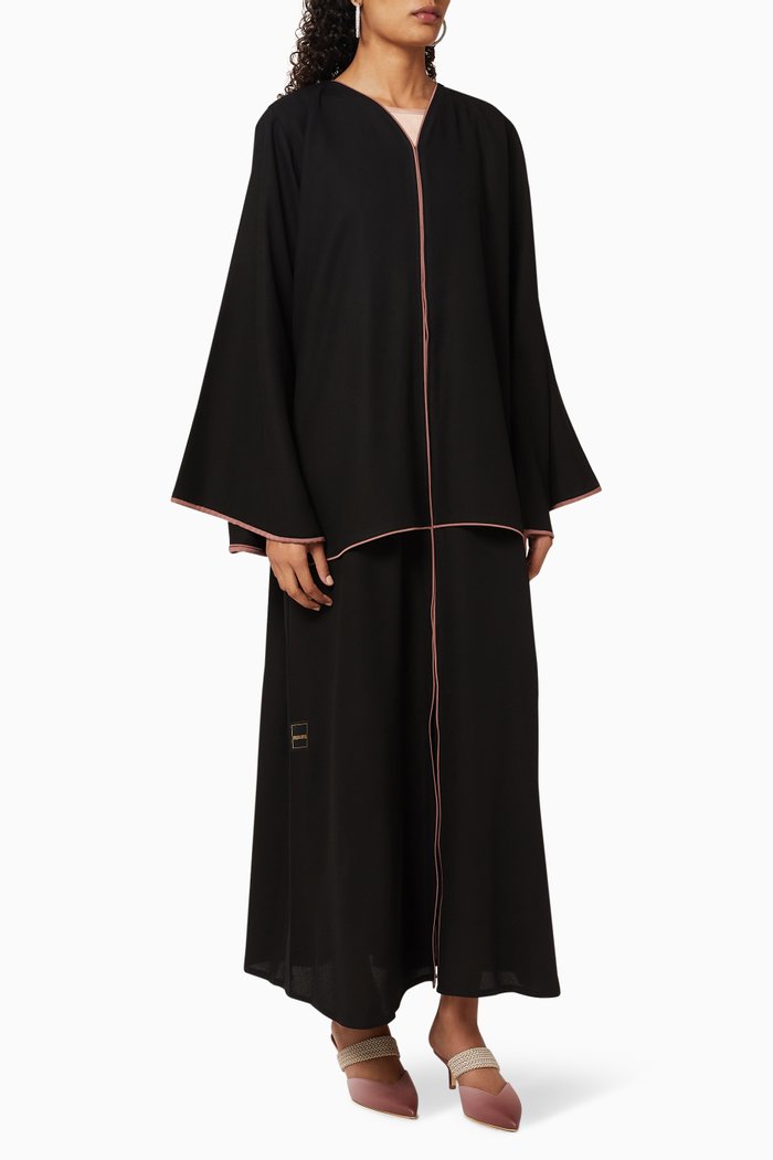 

Button Cape Crepe Abaya, Black