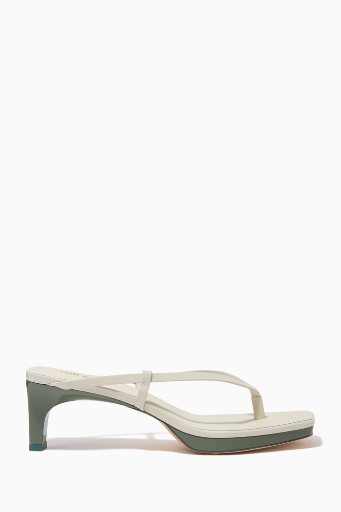 

Zena Sandals in Leather, Neutral