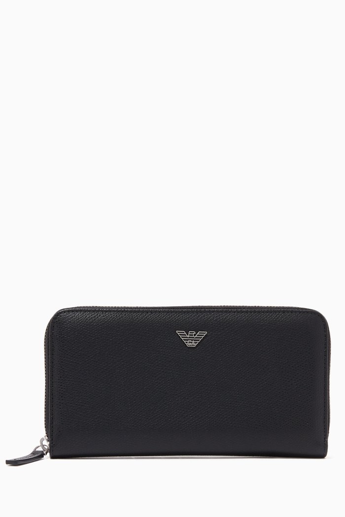 

Zip Around Wallet In Grained Leather, Black