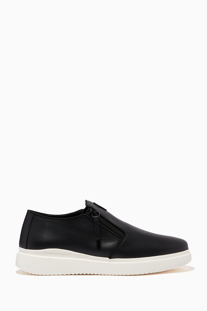 

Dawson Slip-Ons in Leather, Black