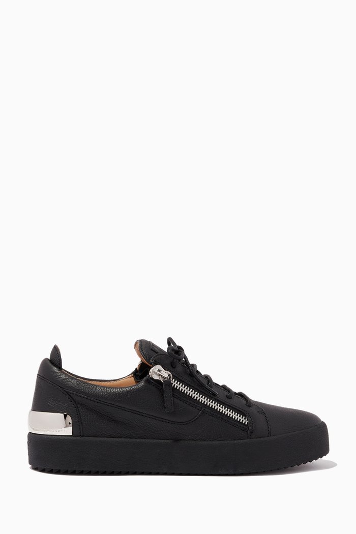 

Frankie Steel Sneakers in Leather, Black
