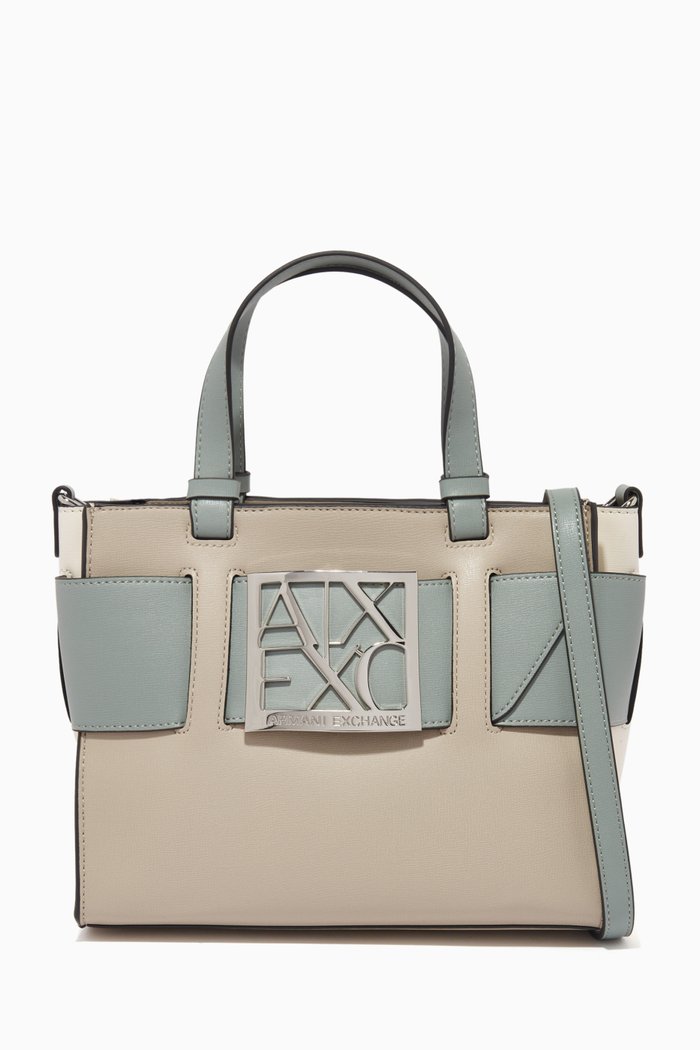

Logo Plaque Tote in Faux Leather, Multicolour