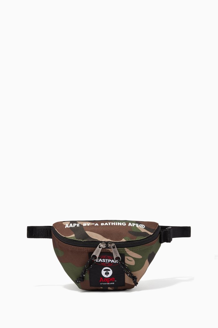 

x Eastpak Camo Belt Bag in Nylon, Green