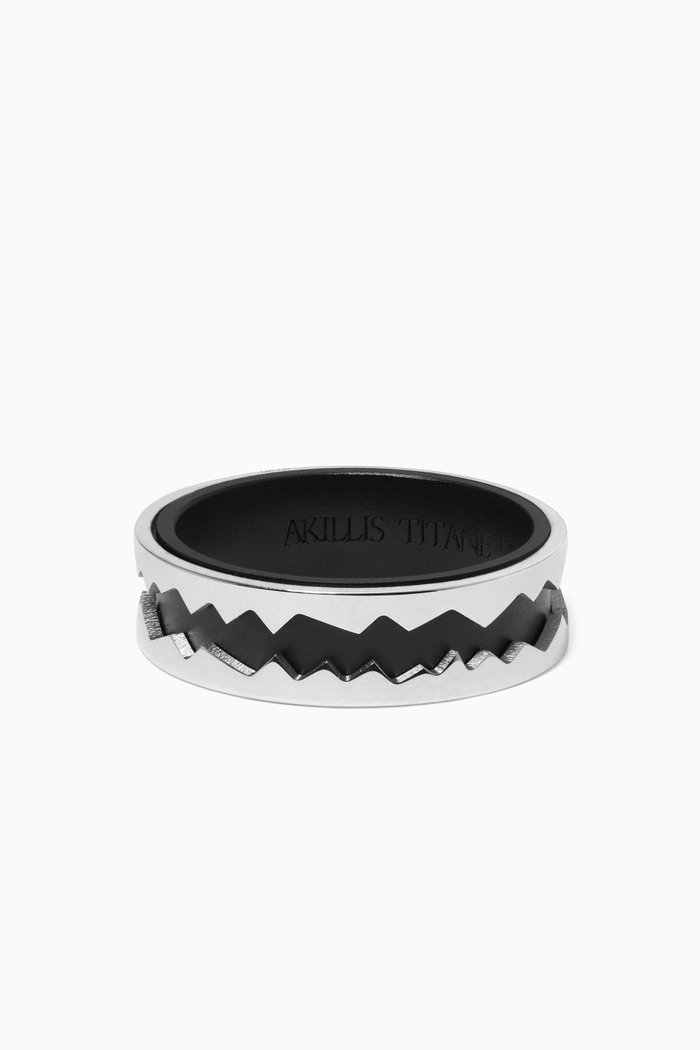 

Capture in Motion Ring in 18kt White Gold, Silver