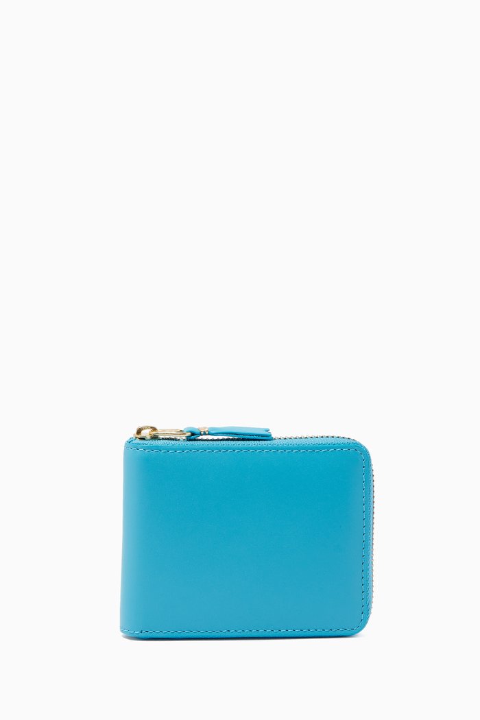 

Classic Zip-Around Wallet in Leather, Blue