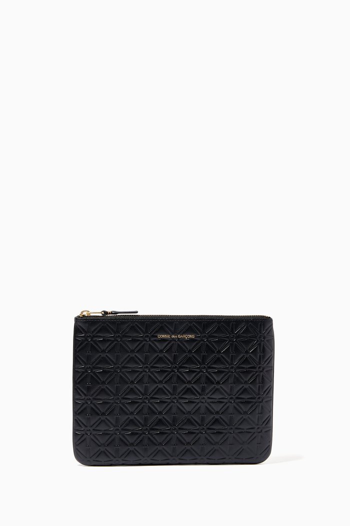 

Classic Card Holder in Embossed Leather, Black