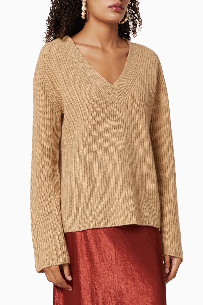 

Shaker Rib Cashmere V-Neck Pullover, Neutral