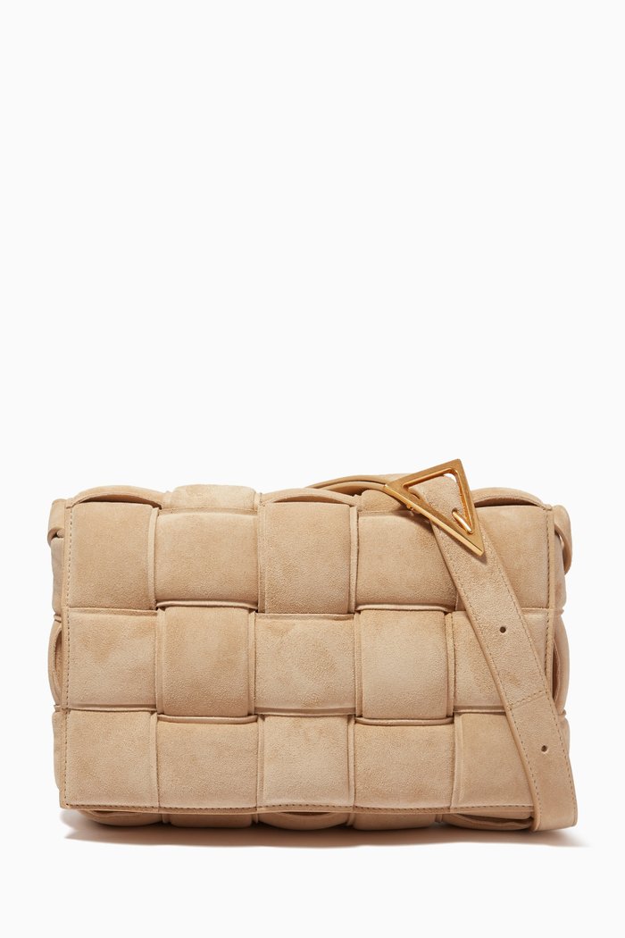 

Padded Cassette Bag in Suede, Neutral