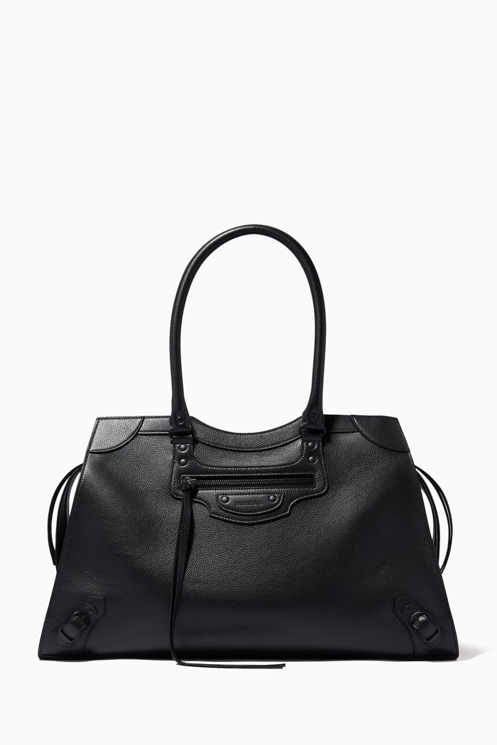 

Neo Classic Large Top Handle Bag in Grained Calfskin, Black