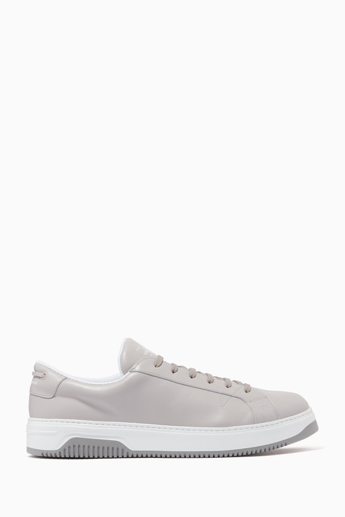 

Low Top Sneakers in Leather, Grey