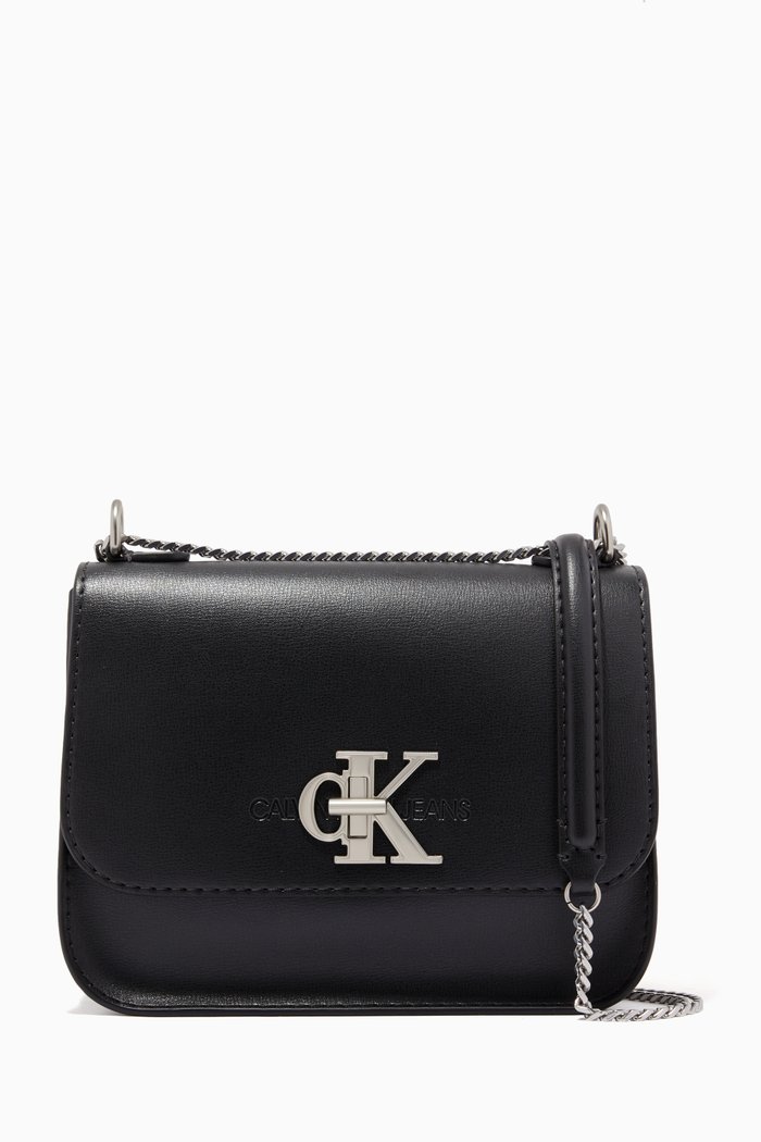 

Medium Flap Shoulder Bag in Faux Leather, Black