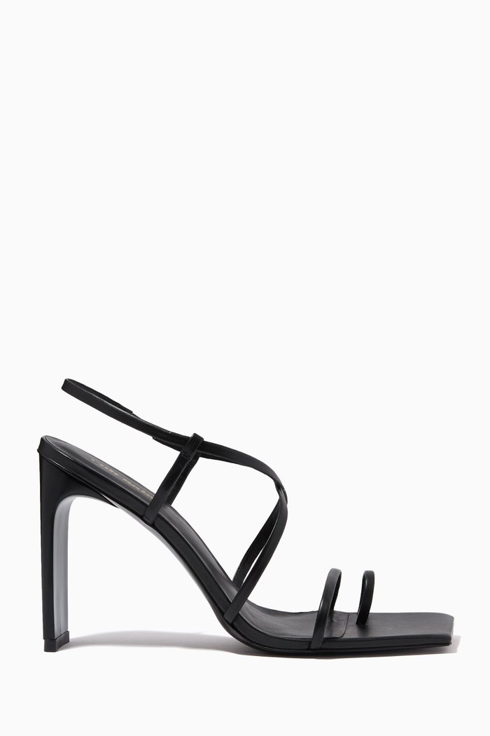 

Sandra Heels in Leather, Black