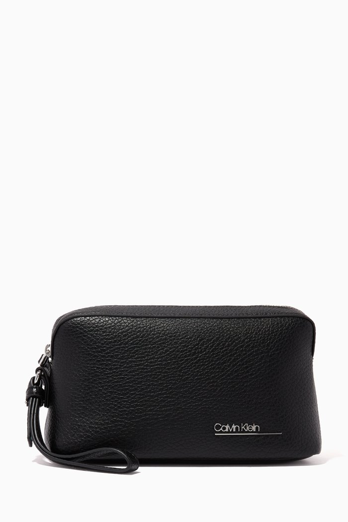 

Logo Wash Bag in Faux Leather, Black
