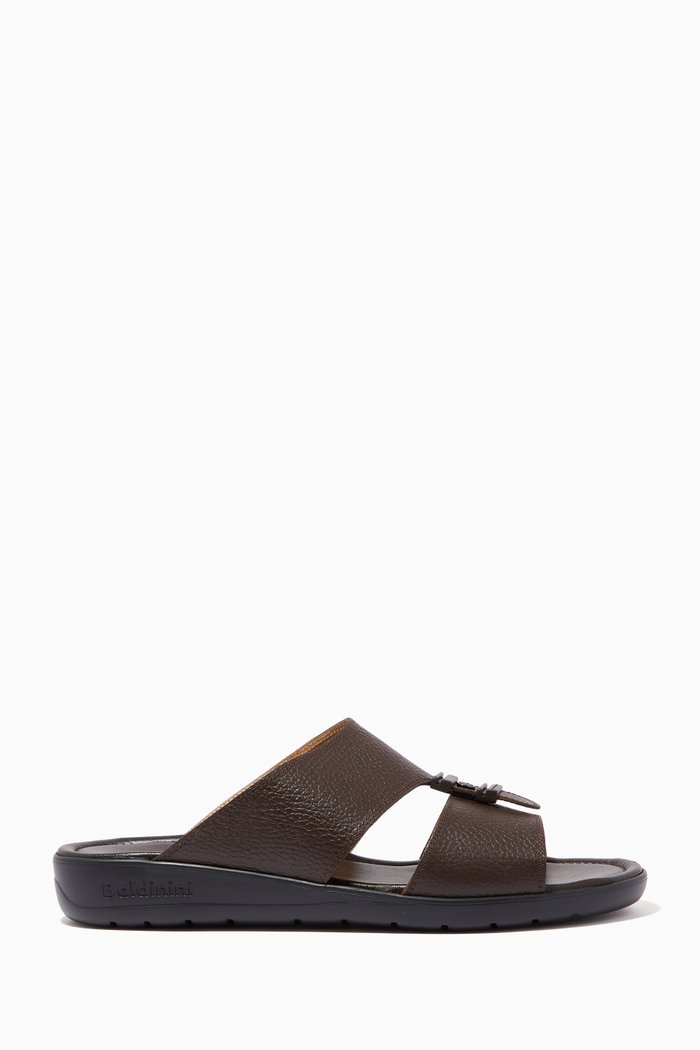 

Arabic Sandals in Grained Leather, Brown