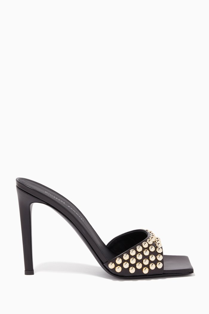 

Vanilla 105 Studded Sandals in Leather, Black