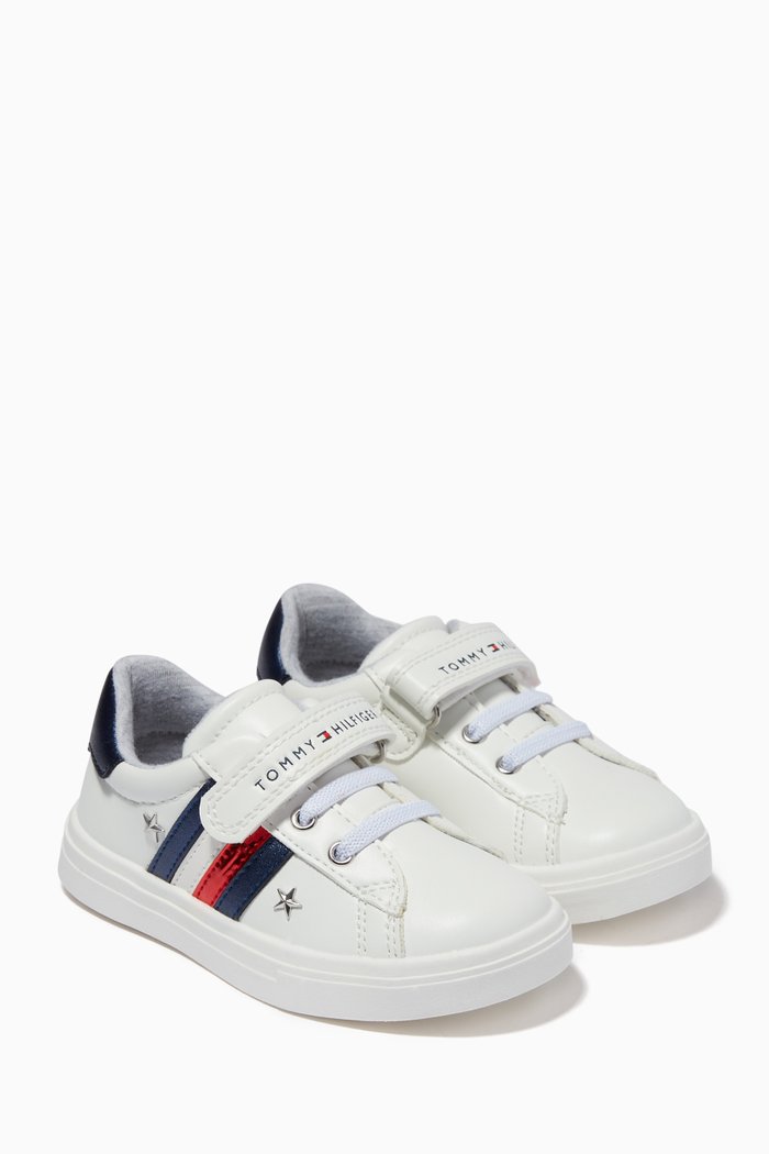 

Star Low Top Velcro Sneakers in Faux Leather, White
