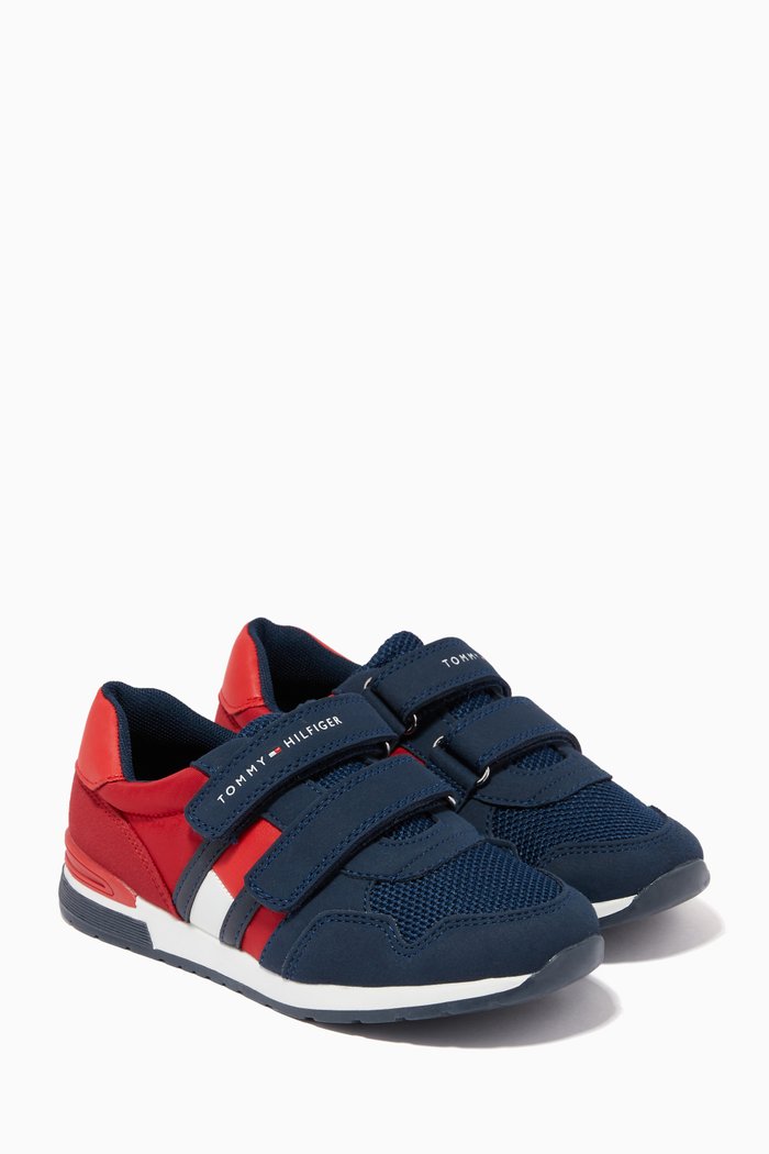 

Colourblock Low Top Velcro Sneakers in Synthetic, Blue