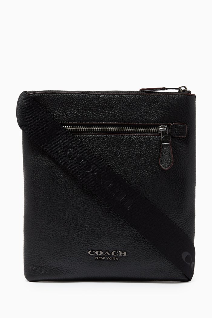 

Metropolitan Small Messenger Bag in Pebble Leather, Black