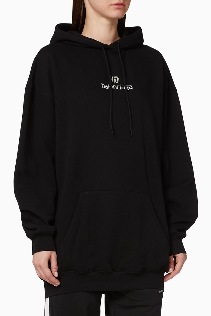 

Sponsor Medium Fit Hoodie in Curly Fleece, Black