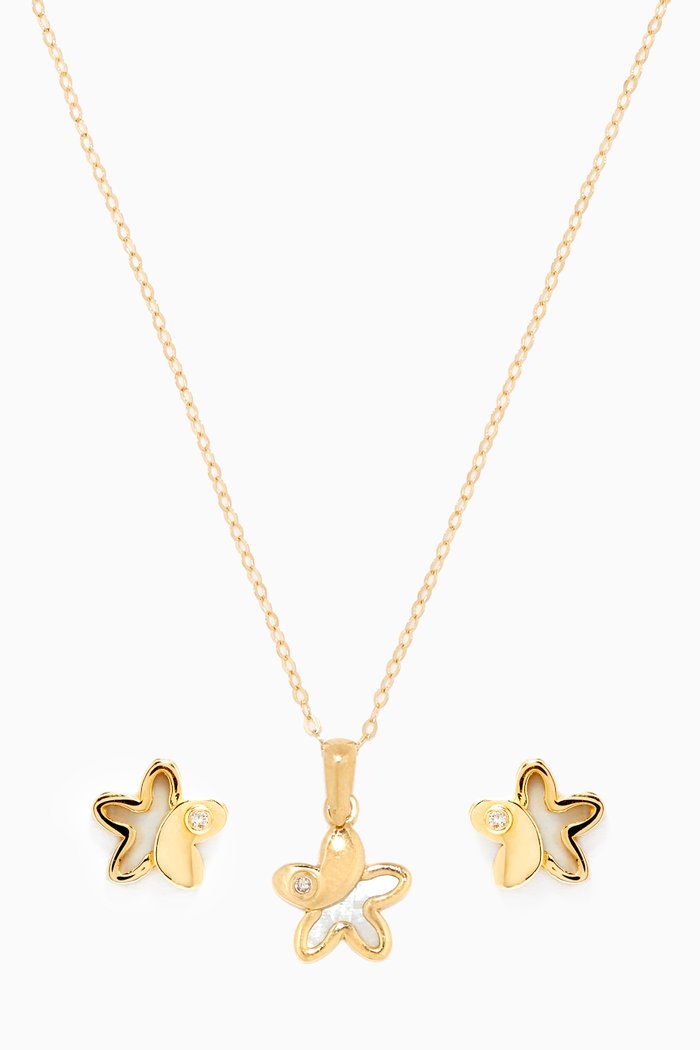

Star Diamond Set in 18kt Yellow Gold