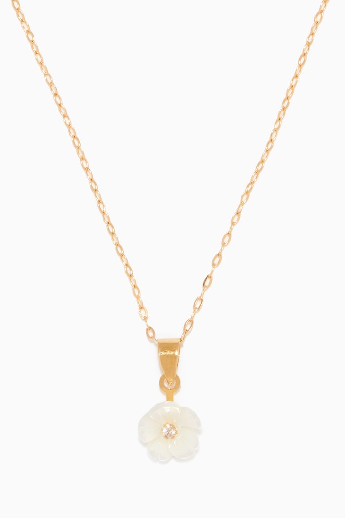 

Floral Diamond Pendant Necklace in 18ky Yellow Gold