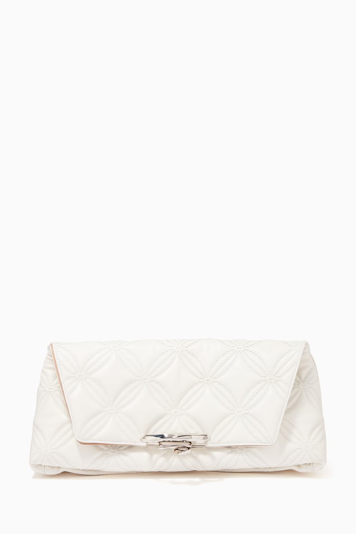 

Sculptural Large Pouch in Quilted Nappa, Neutral