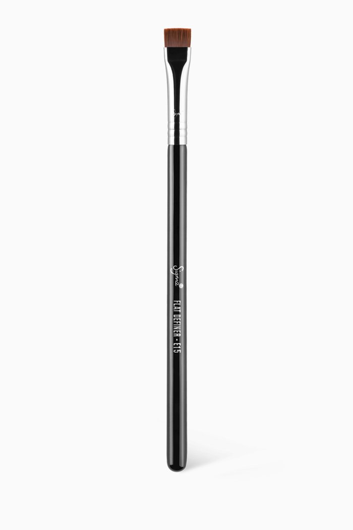 

E15 Flat Definer Brush, Multicolour