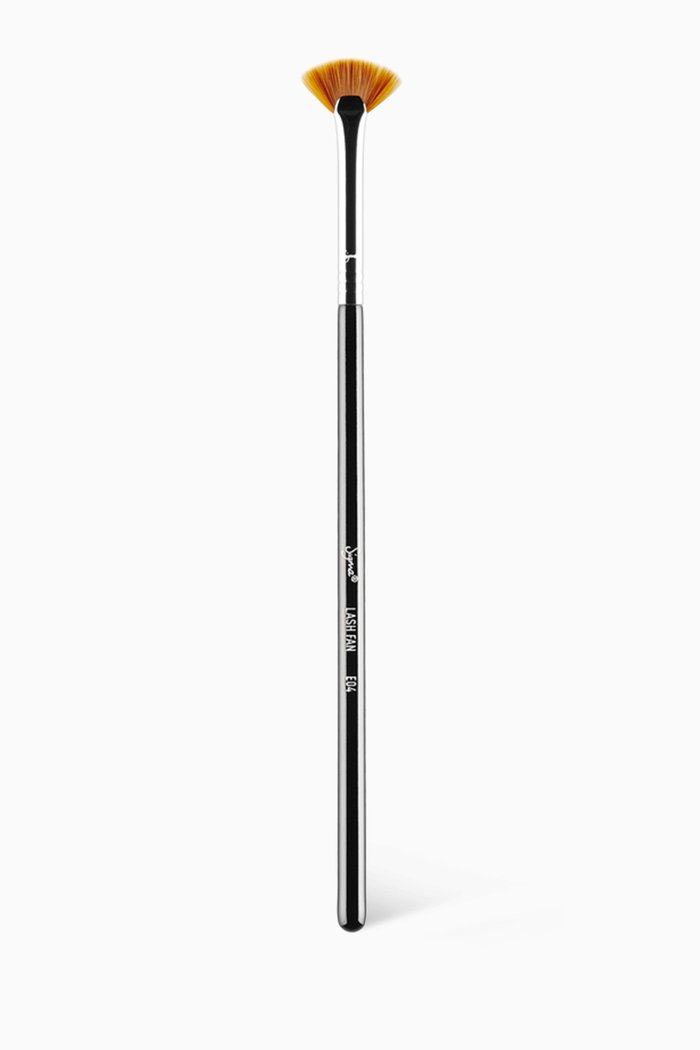 

E04 Lash Fan Brush, Multicolour