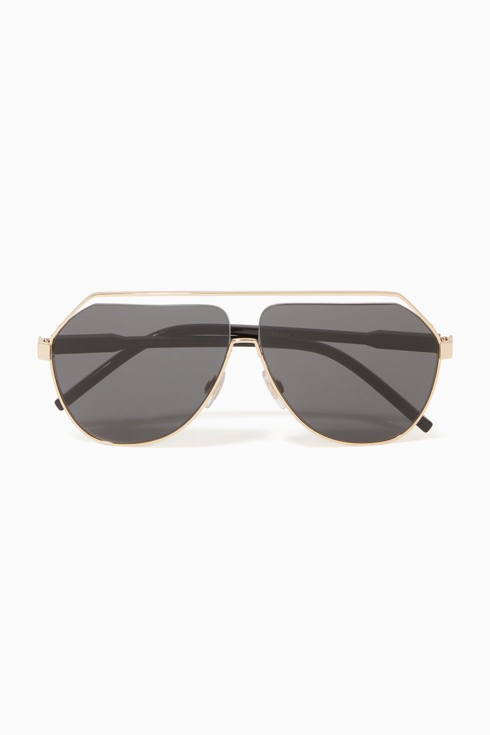 Less is Chic Aviator Sunglasses in Metal, Gold
