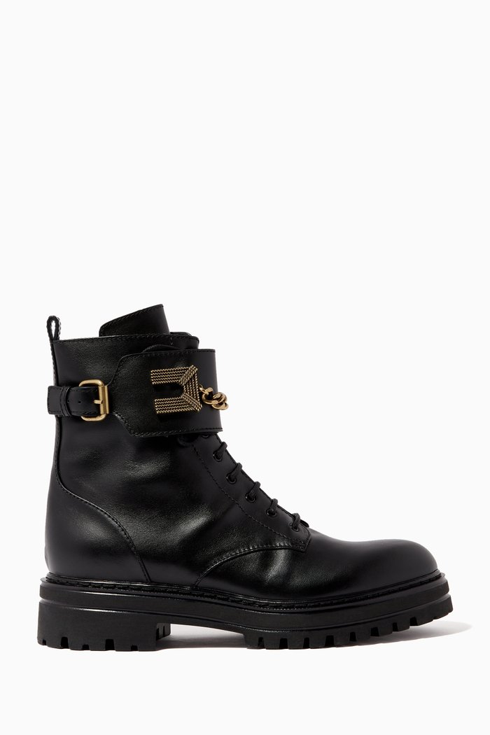

Logo Detail Combat Boots in Leather, Black