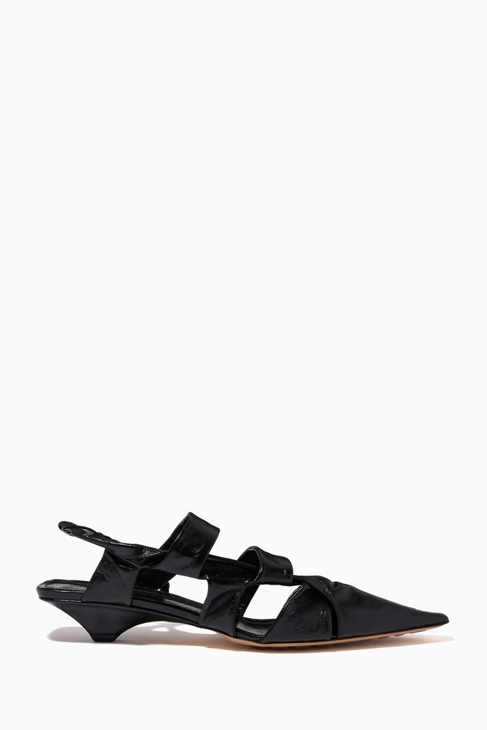 

The Point Slingback Pumps in Shiny Nappa, Black