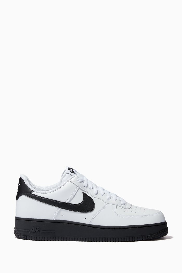 

Air Force 1'07 Sneakers in Leather, White