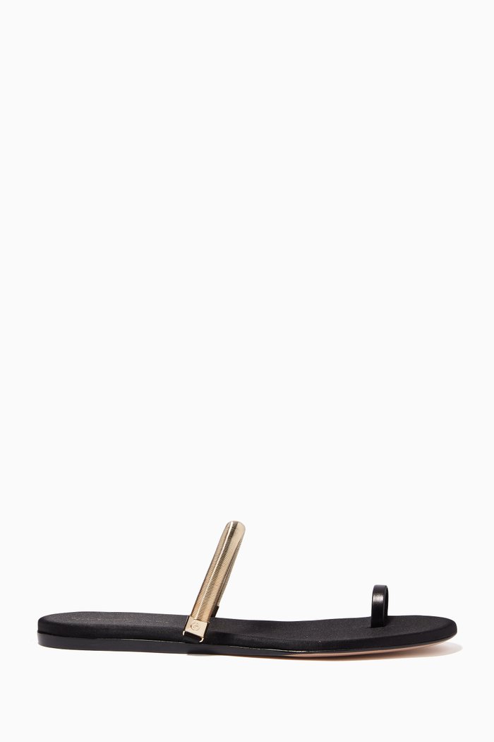 Charlotte Flat Toe Sandals in Leather, Black