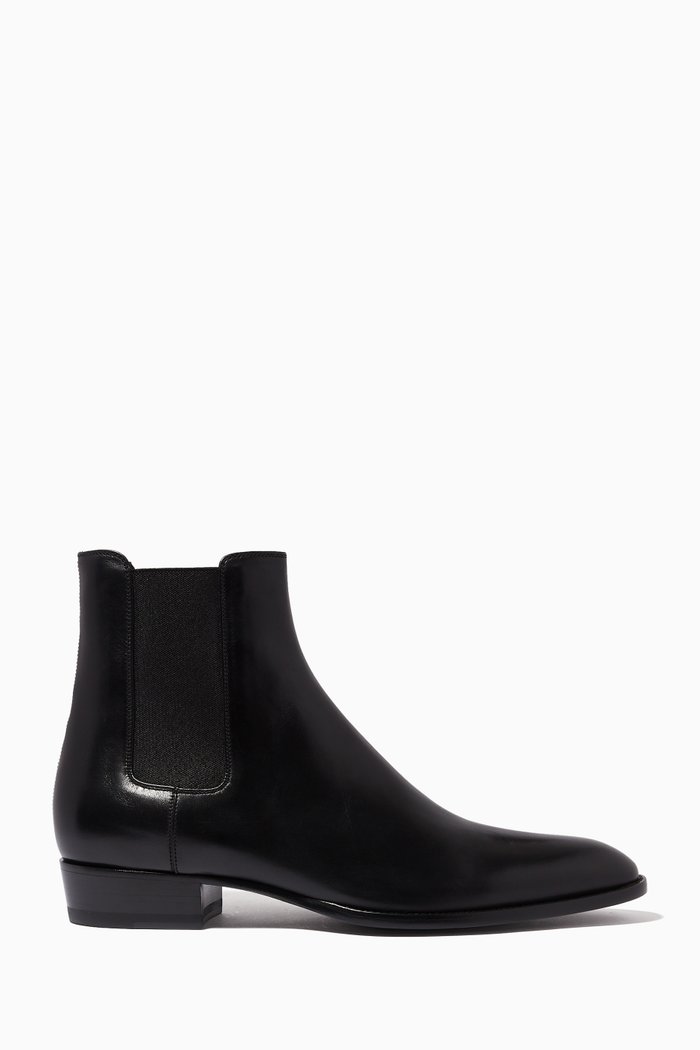 

Wyatt Chelsea Boots in Calfskin Leather, Black