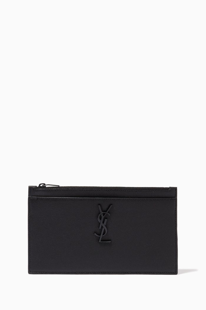 

Monogram Clutch in Grain de Poudre Embossed Leather, Black