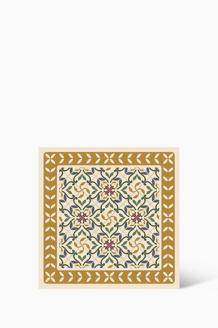 

Campiglio A Trivet, Multicolour