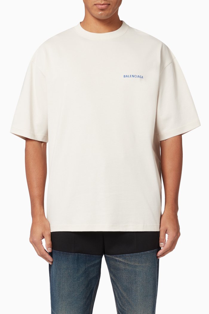 

Logo Medium Fit T-Shirt in Vintage Jersey, Neutral