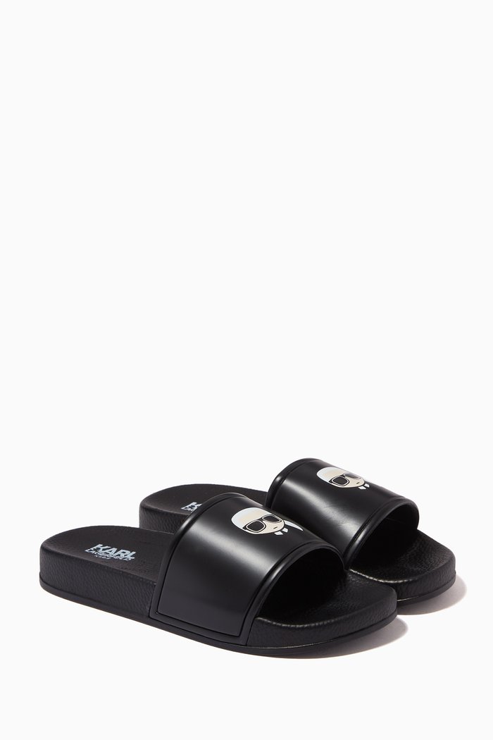 

Logo Slides in Rubber, Black