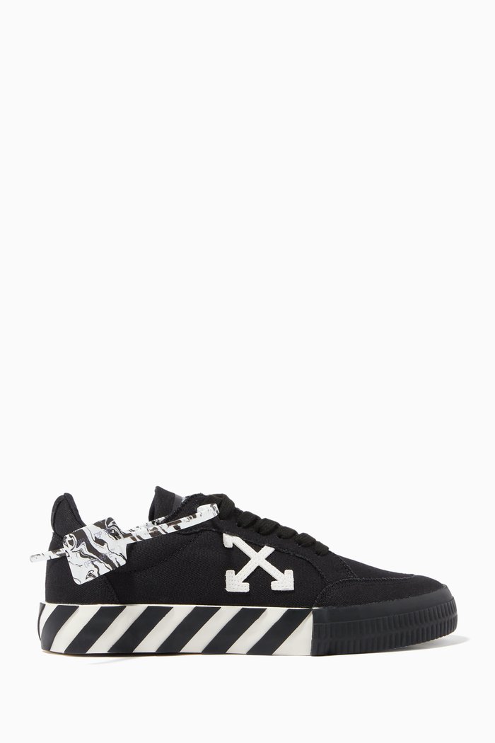 

Low Vulcanized Sneakers in Canvas, Black