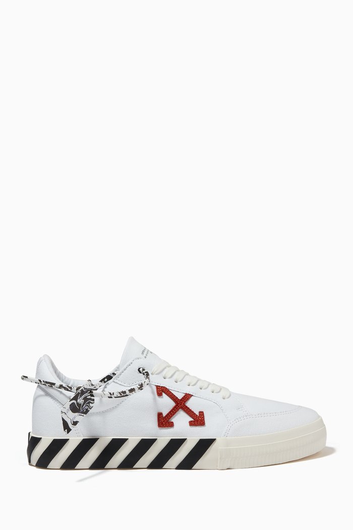 

Low Vulcanized Sneakers in Canvas, White