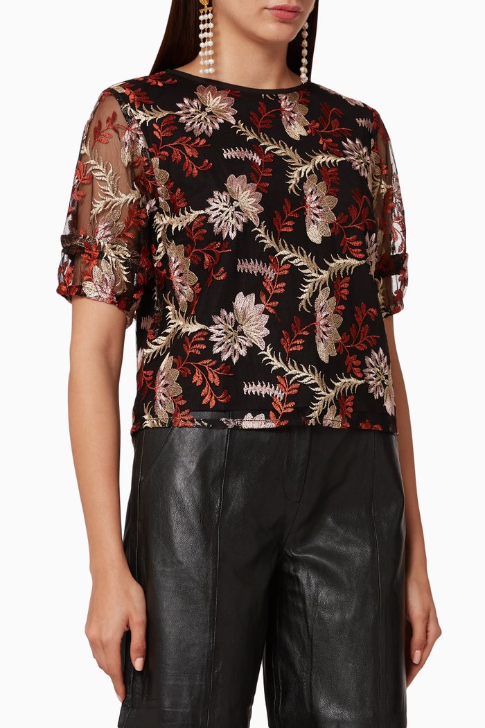 

Yasjayne Embroidered Top, Black
