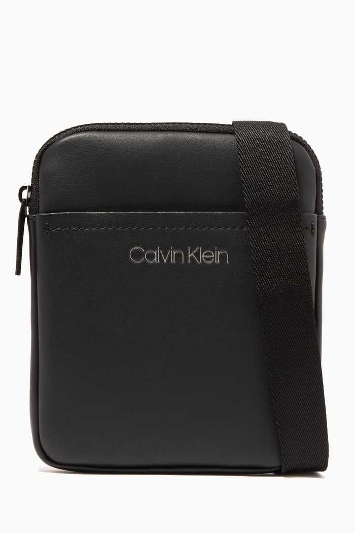

Logo Crossbody Bag in Faux Leather, Black