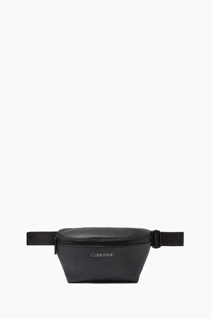 

Logo Belt Bag in Faux Leather, Black