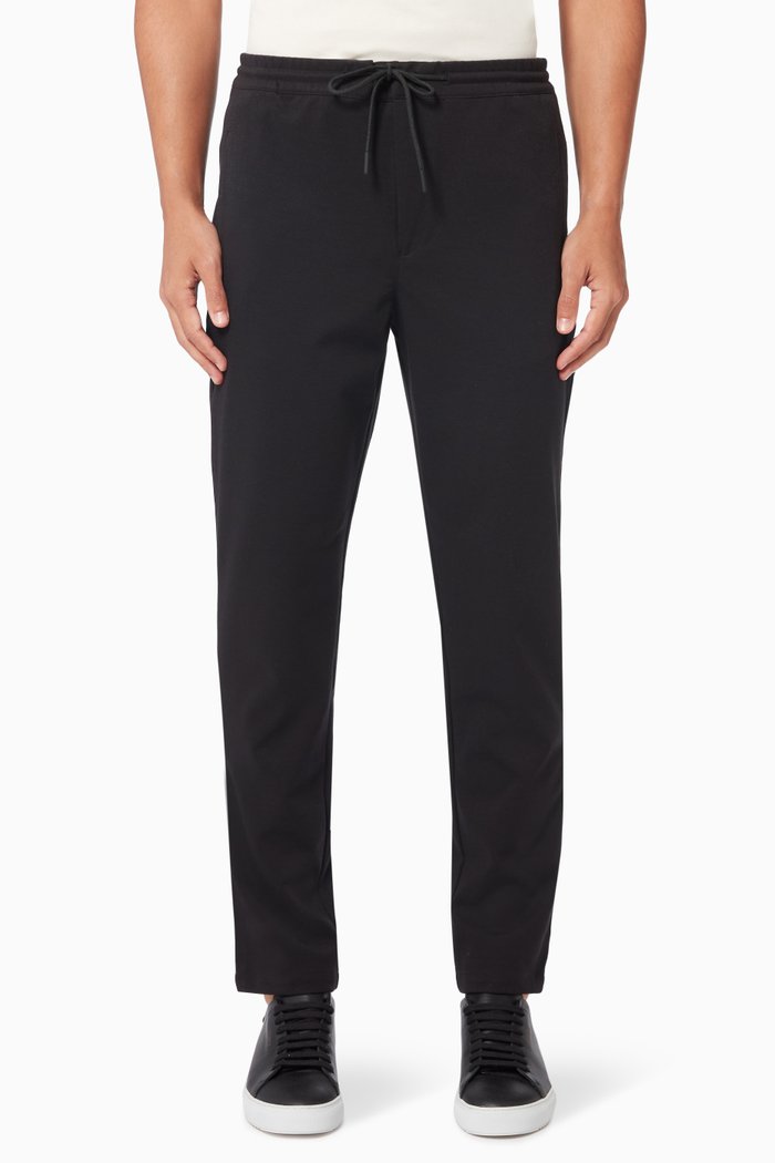 

Slim Tapered Connor Trackpants, Black