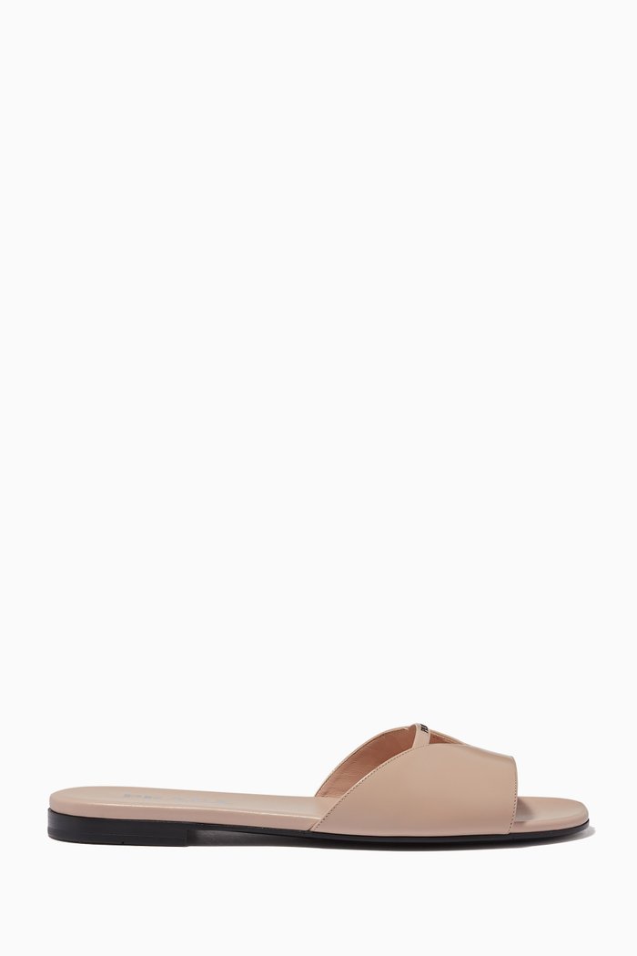 

Triangle Cut-Out Slides in Smooth Leather, Neutral