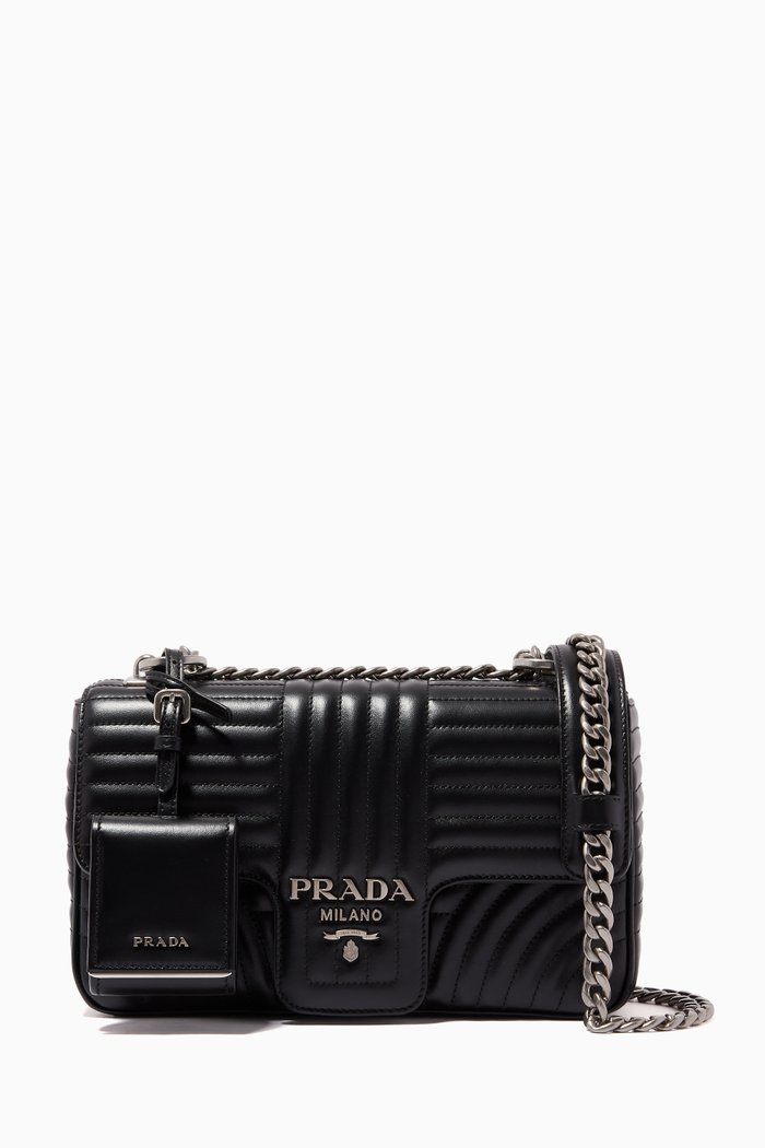 

Diagramme Medium Bag in Leather, Black